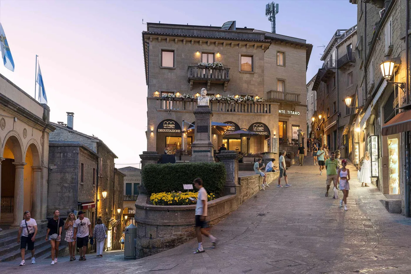Hotel Titano